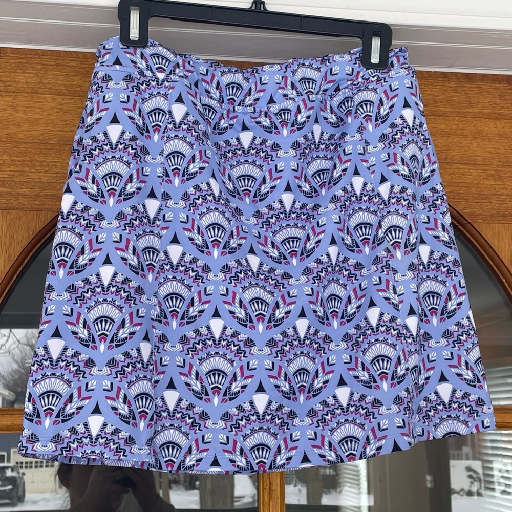 Bette & Court Lilac Tribal Print Golf Skort Size Medium